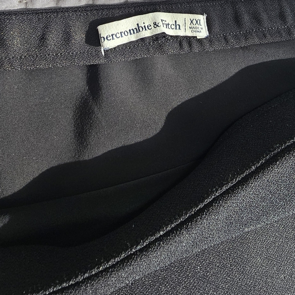 Abercrombie & Fitch Classic Black Midi Skirt - Picture 2 of 8